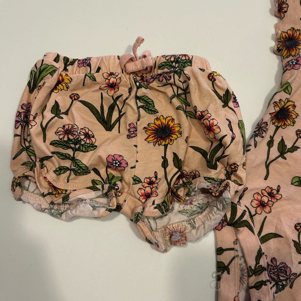 Floral Kids Matching Set - Picture 4 of 5